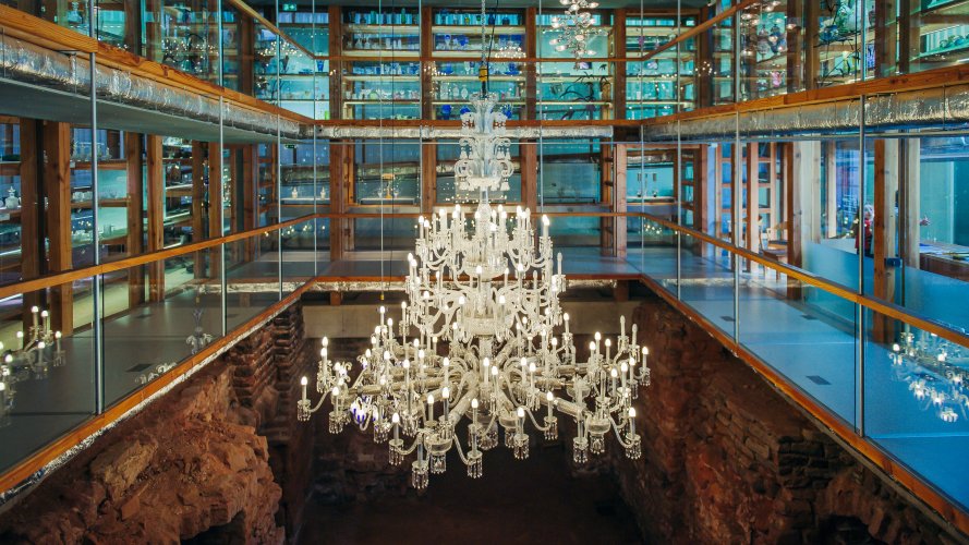 La Grande Place – Musée du cristal