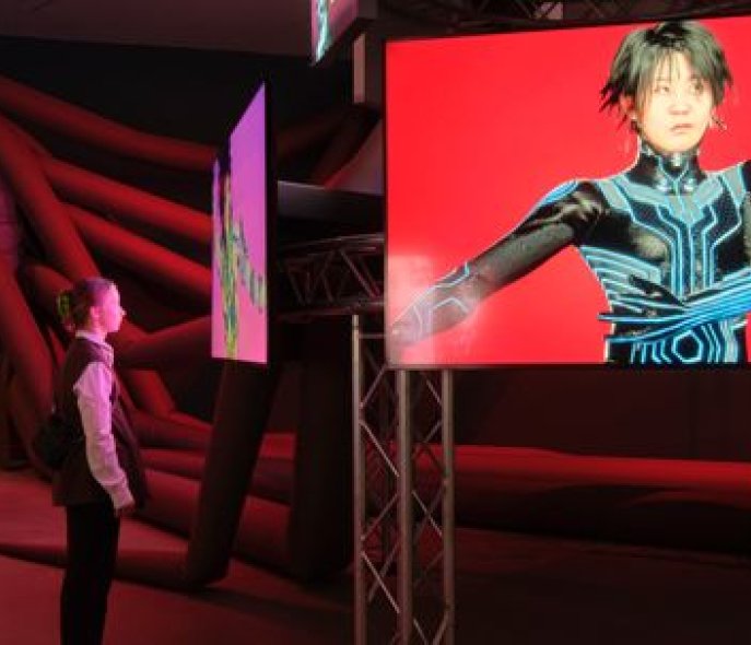 LuYang, Digital Descending, ARoS, Aarhus, 2021. Ausstel lungsansicht. Courtesy LuYang und Société, Berl in