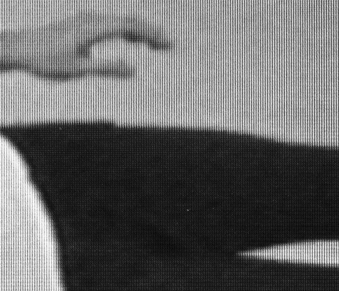 Description : Bruce Nauman, *Bouncing in the Corner 1 and 2 (Upside Down)*, 1968 - 1969    Vidéo, noir et blanc, son, 20’    Paris, Centre Pompidou, Musée national d’art moderne Copyright : © Adagp, Paris 2022 - Photo : © Service de la documentation photographique du MNAM - Centre Pompidou, MNAM-CCI / Dist. RMN-GP