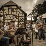 Photo groupe de musique à l'Ecomusée d'Alsace Photo groupe de musique à l'Ecomusée d'Alsace