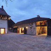 Dorfstube Ötlingen bei Nacht