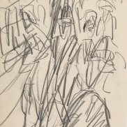Expressionistische Zeichnung von Ernst Ludwig Kirchner, das eine belebte Berliner Straßenszene um 1914 mit fließenden Linien, kräftigen Farben und stilisierten Figuren in bewegter Großstadtdarstellung zeigt.