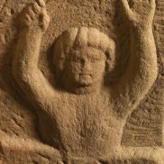 Felsgeburt des Mithras auf einer Kultbildstütze aus Güglingen