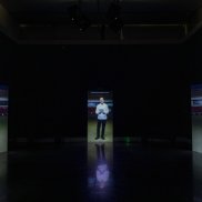 Suzanne Lacy, De tu puno y letra (By Your Own Hand), 2014-2015. Quito, Ecuador. Courtesy the artist, Foto: Hai Zhang, courtesy Queens Museum
