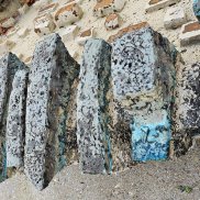 Detail von Erwin Rehmann, Eruptionsplastik I, 1986, Messing