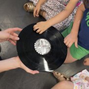Atelier Touchatou pour les 4-6 ans. photo : Nicolas Waltefaugle Atelier Touchatou pour les 4-6 ans. photo : Nicolas Waltefaugle