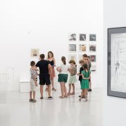 Atelier pour les 7-12 ans, Frac Franche-Comté, 2019. Photo : Nicolas Waltefaugle Atelier pour les 7-12 ans, Frac Franche-Comté, 2019. Photo : Nicolas Waltefaugle