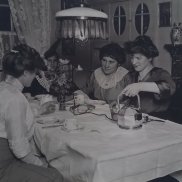 Foto im Auftrag des Elektrizitätswerks Basel: Elektrische Teekanne, Anfang 20. Jh. Staatsarchiv Basel-Stadt, BD-REG 11b 2-13 16