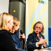 Diskussionsrunde im Salmen