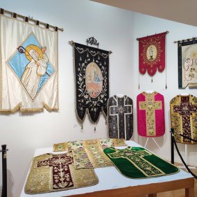 Exposition de chasubles