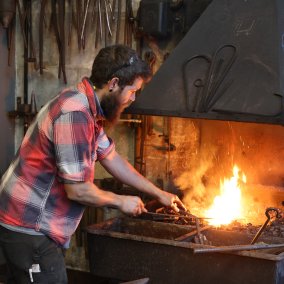 angefeuerte Schmiede