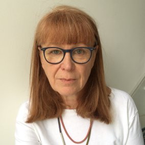 Caroline Evans
