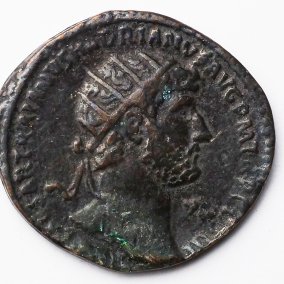 Münzprägung mit Kaiser Hadrian