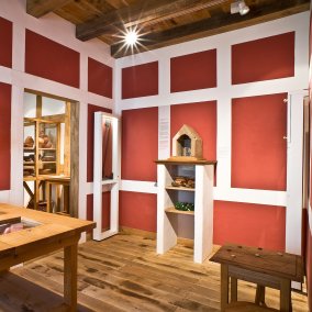 Privater Wohnraum eines rekonstruierten Streifenhauses