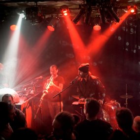  Kalabrese & Rumpelorchester 