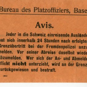 Historische Archivalie in der Ausstellung Zuhause - unterwegs