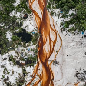 TERRA EXTRACT Bild Tom Hegen zum Thema Metalle 