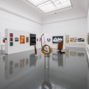 Großer Saal während der Mitgliederausstellung 2024/2025, Credits: Felix Grünschloss