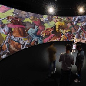 Fotocredits: EPFL – eM+, 2023 Menschen stehen vor dem digitalen Murtenpanorama