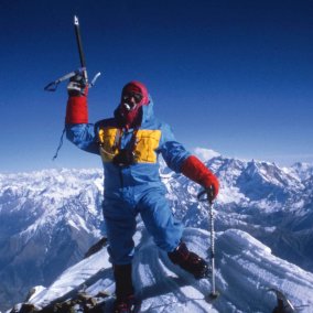 Erhard Loretan auf dem Gipfel des Dhaulagiri, 1985