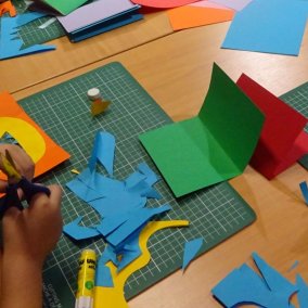 Atelier ENFANT : Pop-up d’amour pour mamie (7 à 12 ans)