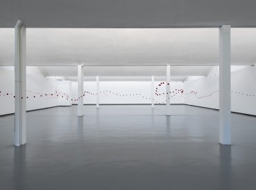 Katharina Hinsberg, Ich möchte eine Linie im Raum, Installation, 2019, Kunsthalle Göppingen, VG Bild-Kunst 2019