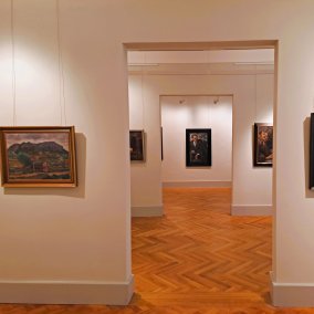 Blick in die Gemäldegalerie des Siebenbürgischen Museums 