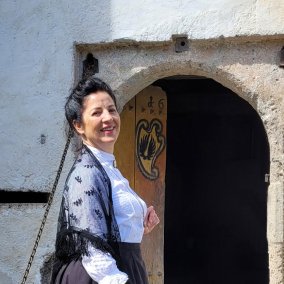 Führung mit Wilhelmina von Hallwyl durch das Schloss Hallwyl