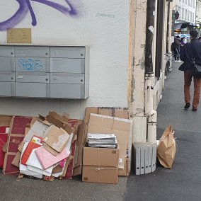 Pappe und Papier
