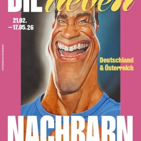 Erich Sokol, Arnold Schwarzenegger, 1993, Aquarell, Acryl, Tusche, Bleistift, Sprühlack auf Karton, Inv.Nr. KS-11033, Landessammlungen NÖ © Annemarie Sokol Ausstellungsplakat, Gestaltung: Studio Aufbruch