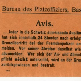 Historische Archivalie in der Ausstellung Zuhause - unterwegs