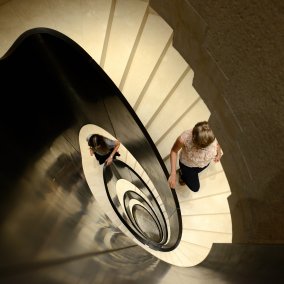 Haus der Graphischen Sammlung, Kleinodientreppe