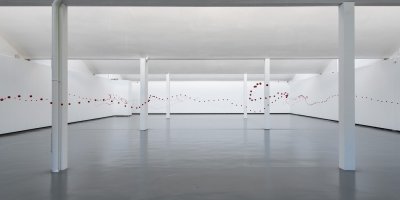 Katharina Hinsberg, Ich möchte eine Linie im Raum, Installation, 2019, Kunsthalle Göppingen, VG Bild-Kunst 2019