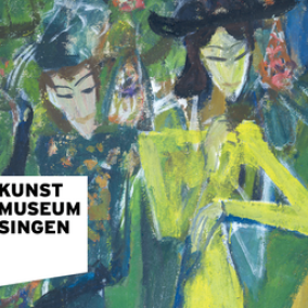 Logo des Kunstmuseums Singen vor einem farbigen Gemäldeausschnitt mit zwei Figuren.