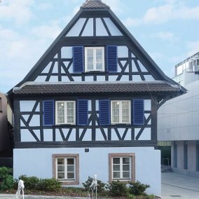  Maison du Kochersberg, musée à Truchtersheim présentant deux nouvelles expositions par an.