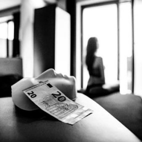 Schwarzweiß-Foto zum Thema Prostitution in Deutschland