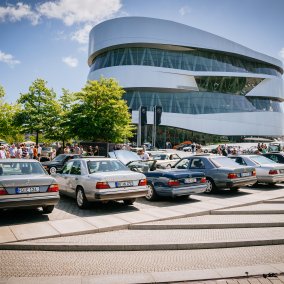 Classics & Coffee Mercedes-Benz Museum