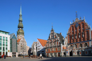 Maison-Tetes-Noires_shutterstock_Vladimirs Koskins