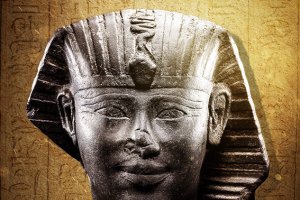 Kopf eines Pharao, um 2'000 v. CHr., Antikenmuseum Basel und Sammlung Ludwig