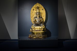 Goldene Buddhafigur