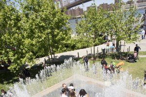 KÖNIG GALERIE, Berlin, 303 GALLERY, New York, and Galleri Nicolai Wallner, Copenhagen. Tobias Hutzler exhibited at Brooklyn Bridge Park, NY, 2015, Courtesy Public Art Fund