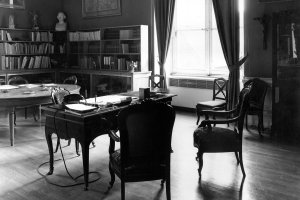 Bureau de Marie-Lucie Cornillot