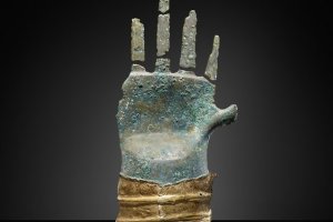 Bronzehand von Prêles, © Archäologischer Dienst des Kantons Bern, Philippe Joner