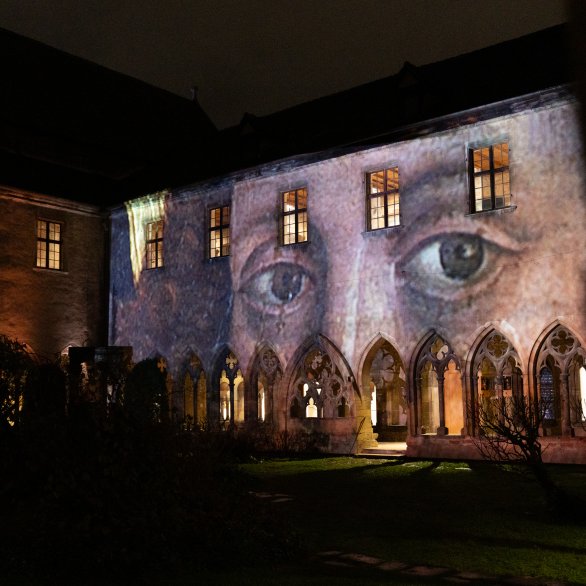 Spectacle "Once Upon a Night" dans le cloître du musée Unterlinden