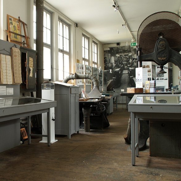 Schreinerei, ehem. Seidenweberei Robert Schwarzenbach