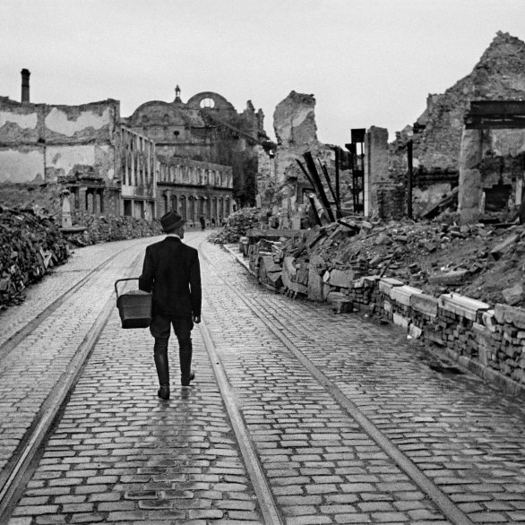Werner Bischof, Mann in Freiburg 1945