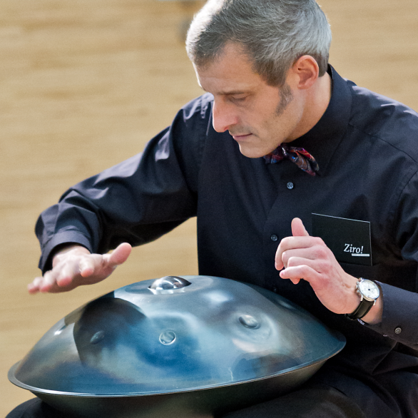 Roland Zipfel "Ziro" (Hang)