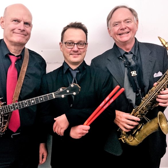 Das Trio Dr. Wim´s Jazz Affair posiert mit seinen Instrumenten.