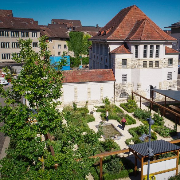 (c) Museum Aargau Luftaufnahme auf den römischen Garten hinter dem Vindonissa Museum