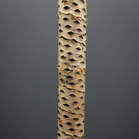 Replik der Doppelaxt aus dem Pfahlbau von Cham-Eslen (ZG), um 4000 v. Chr. Hergestellt von Johannes Weiss. Foto: Andrea Luca Ammann